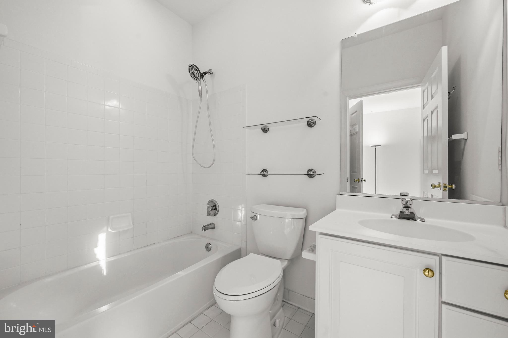 BERKSHIRE WOODS - Residential