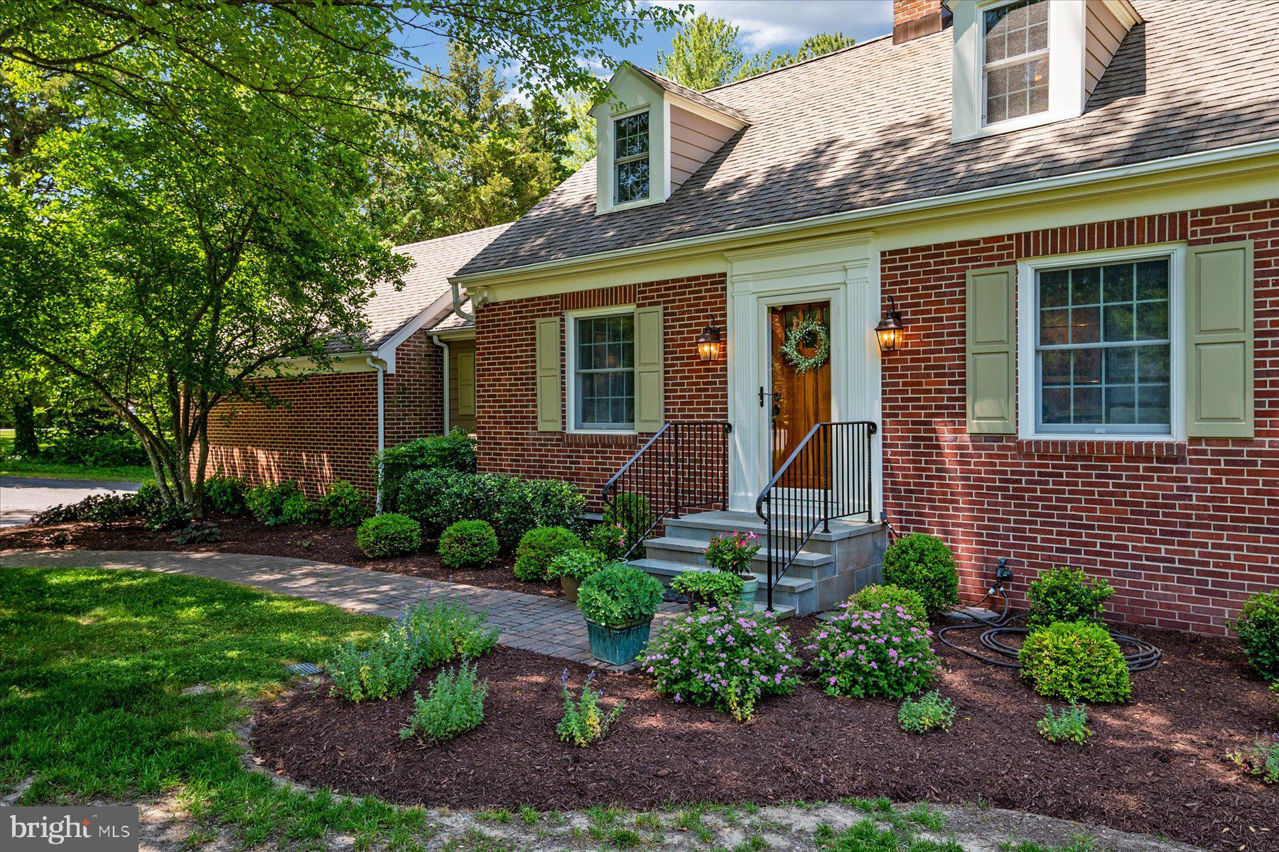 WAVERLY - Residential