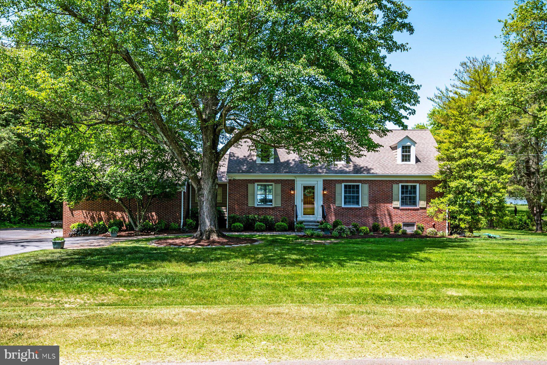 WAVERLY - Residential