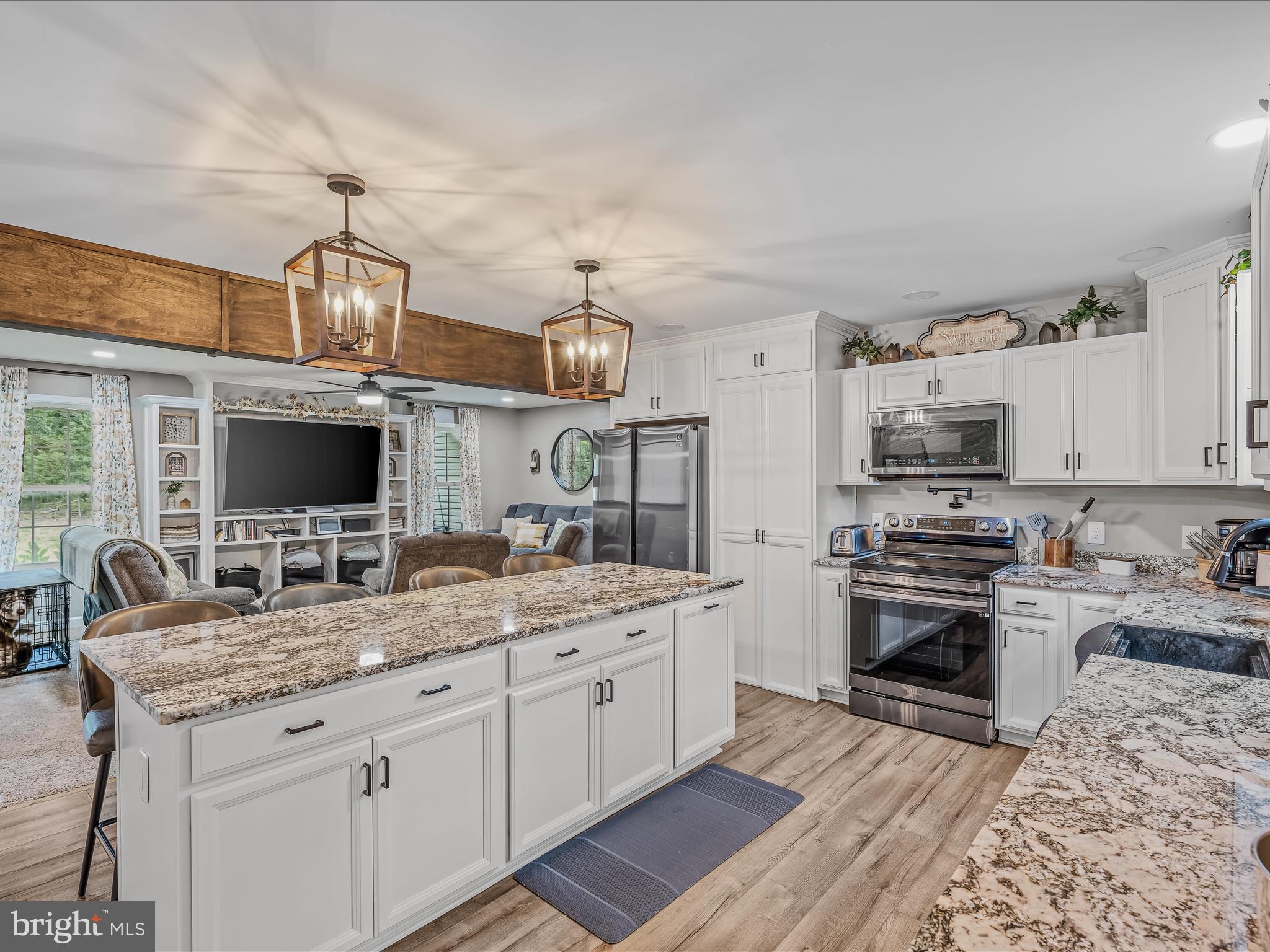 ASHTON FOREST - Residential