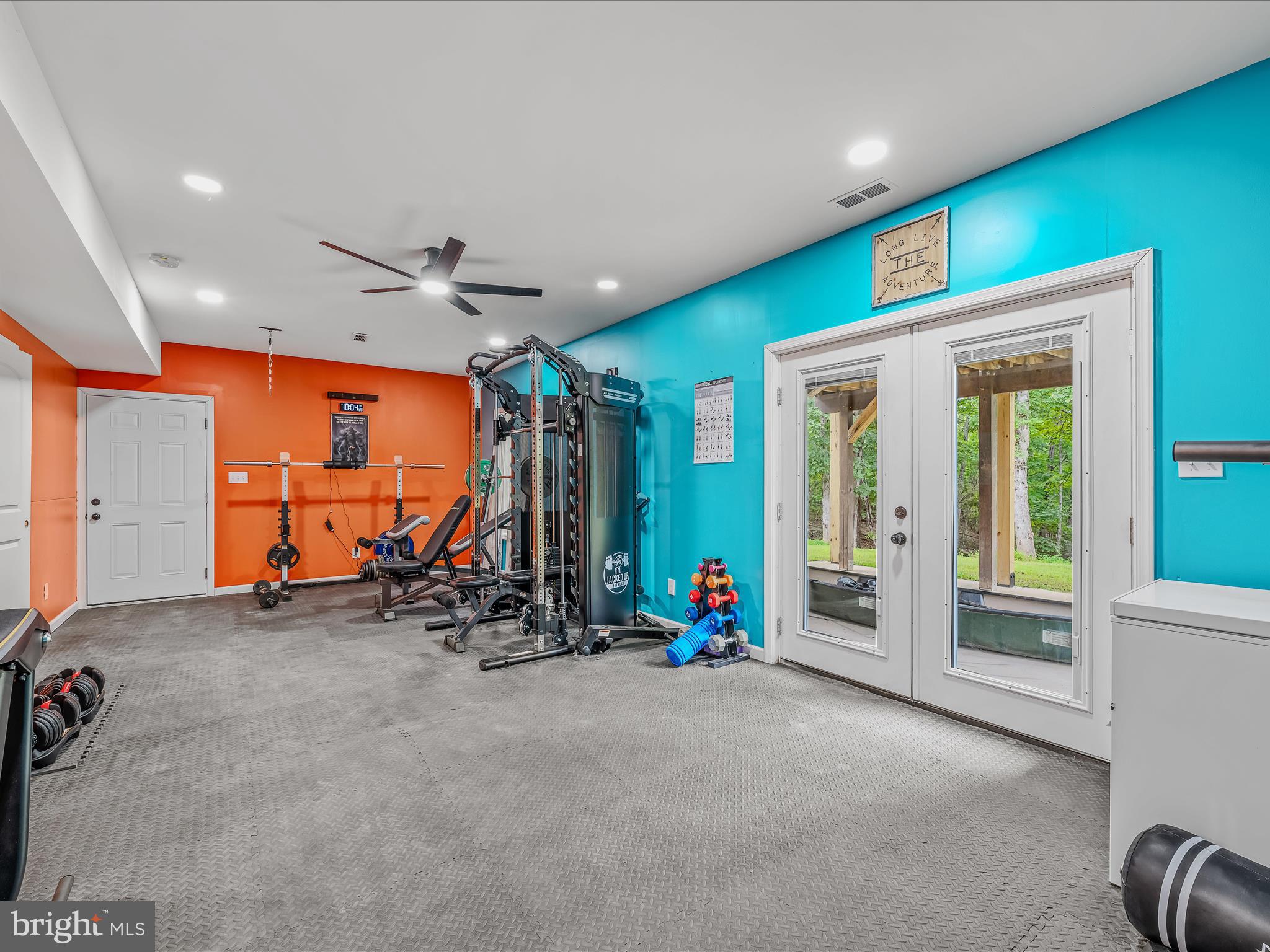 ASHTON FOREST - Residential