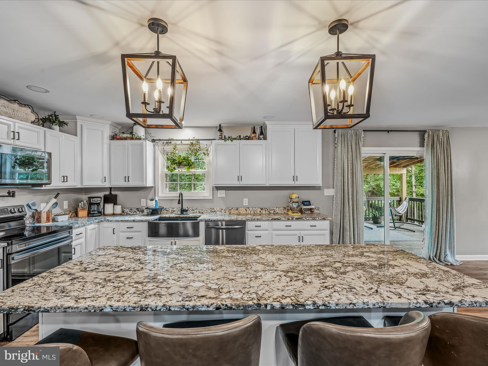 ASHTON FOREST - Residential