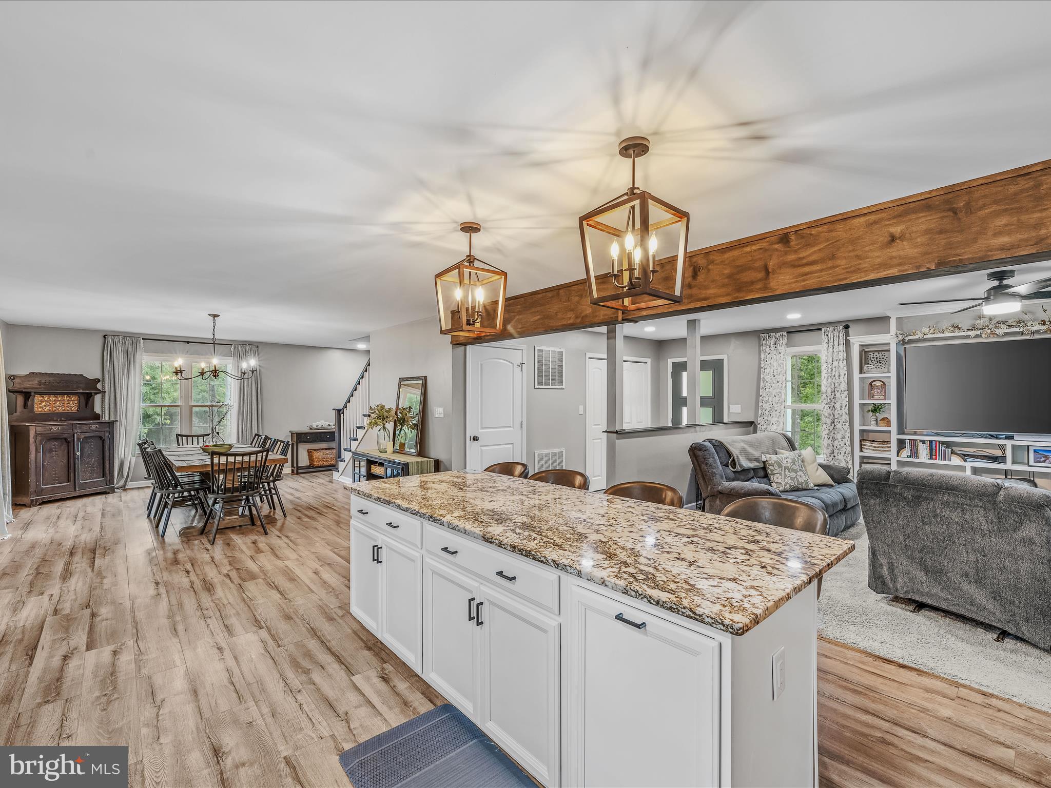 ASHTON FOREST - Residential