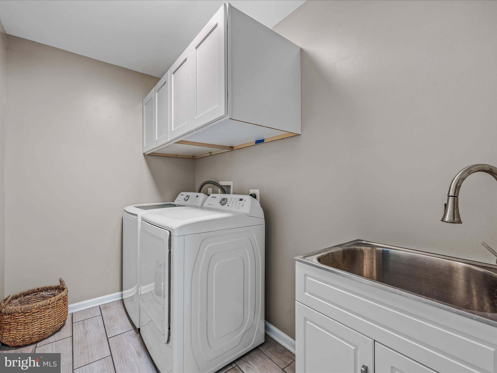 ASHTON FOREST - Residential