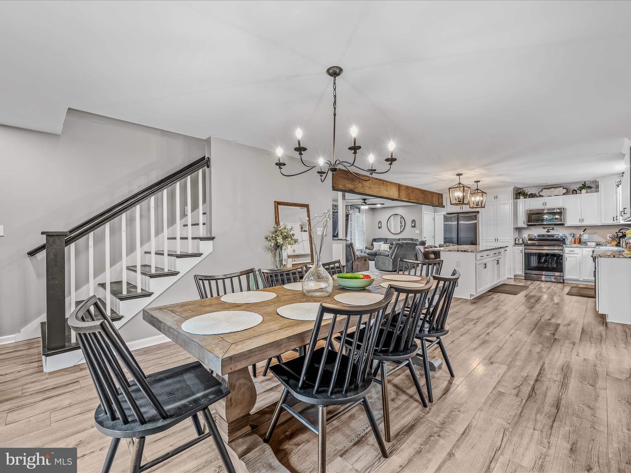 ASHTON FOREST - Residential