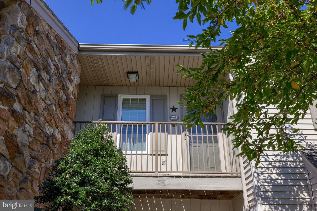 Photo of 202 Greenview Drive, LANCASTER, PA 17601 (MLS # PALA2096700)