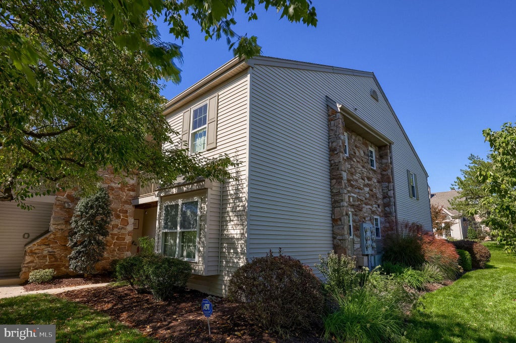 Photo of 202 Greenview Drive, LANCASTER, PA 17601 (MLS # PALA2096700)