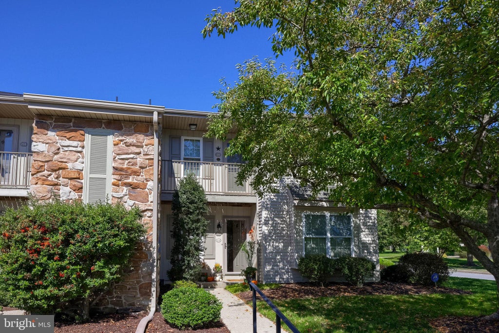 Photo of 202 Greenview Drive, LANCASTER, PA 17601 (MLS # PALA2096700)