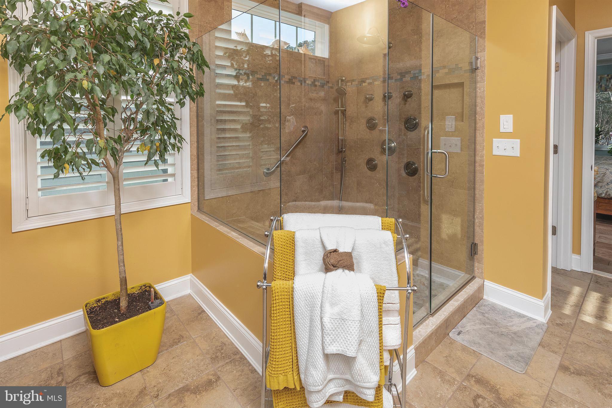 INDEPENDENCE - Residential