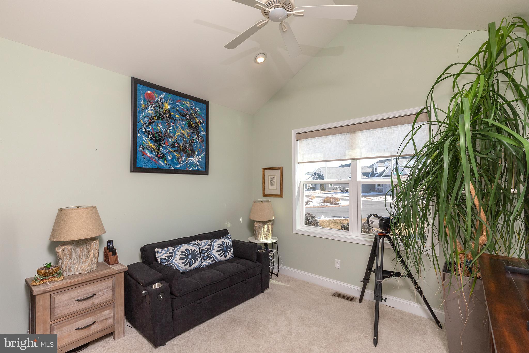 INDEPENDENCE - Residential