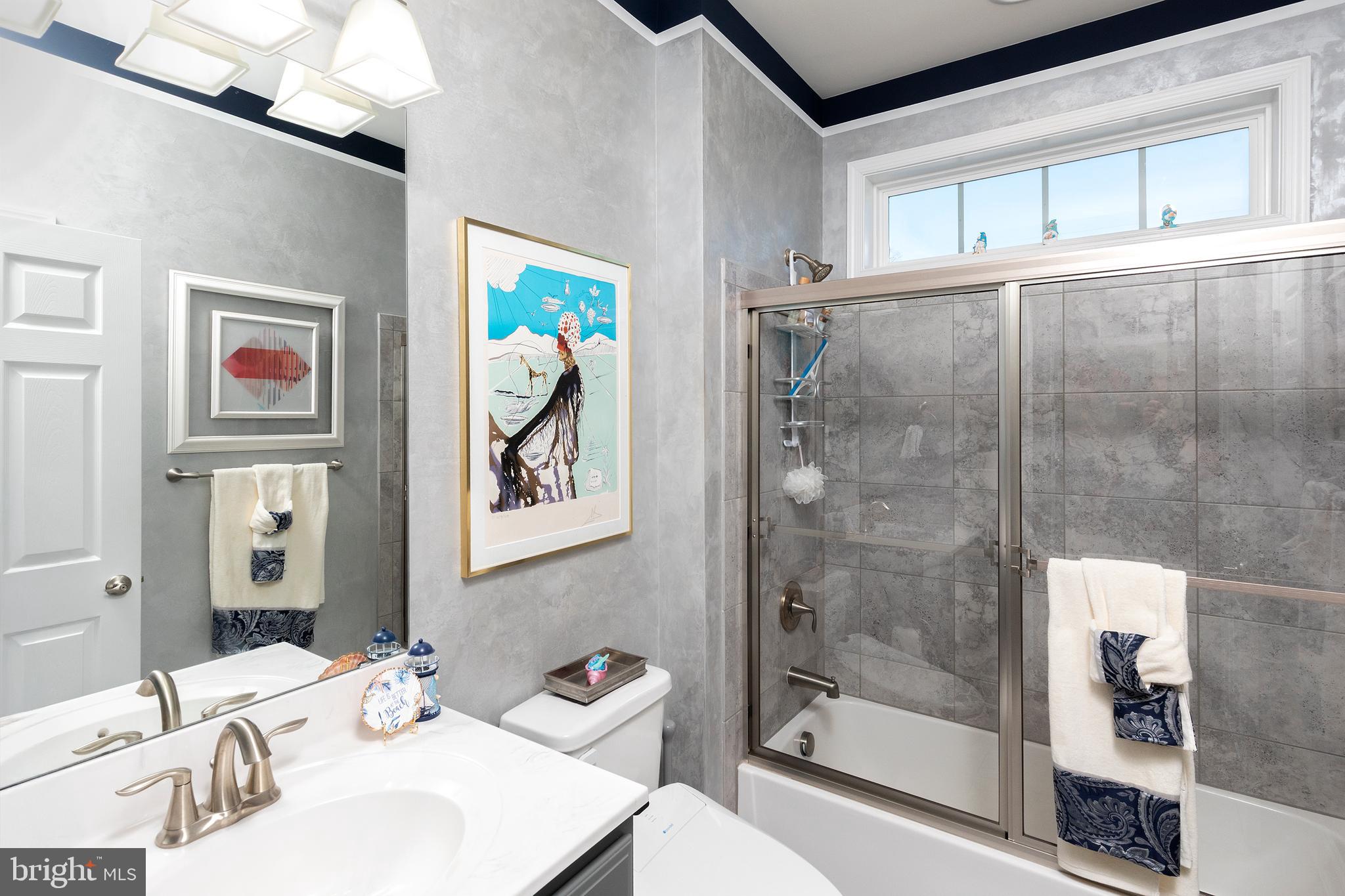 INDEPENDENCE - Residential