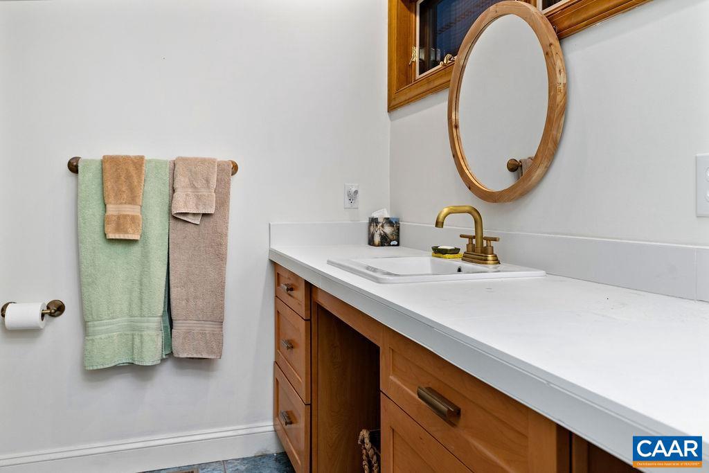 WINTERGREEN RESORT - Residential