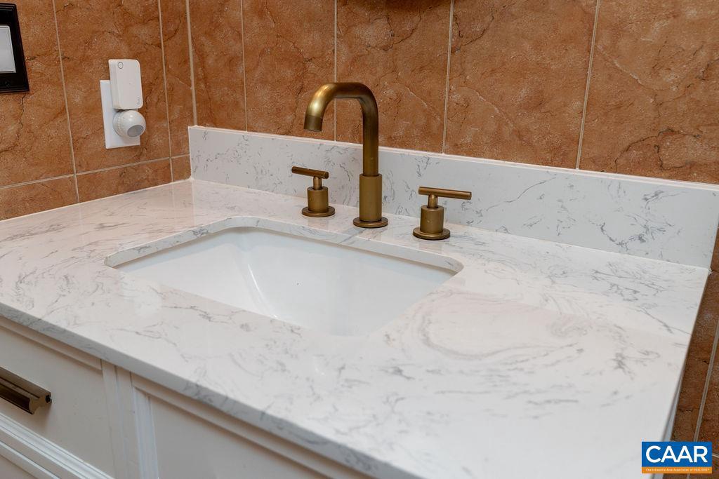 WINTERGREEN RESORT - Residential