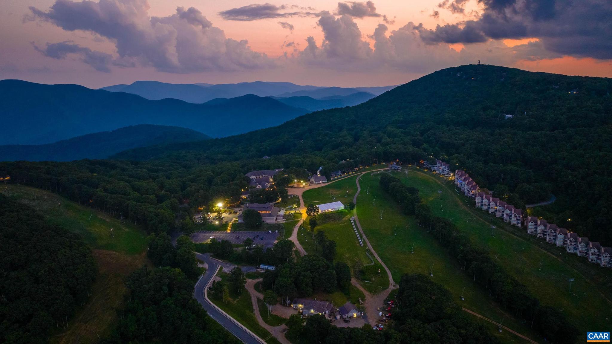 WINTERGREEN RESORT - Residential