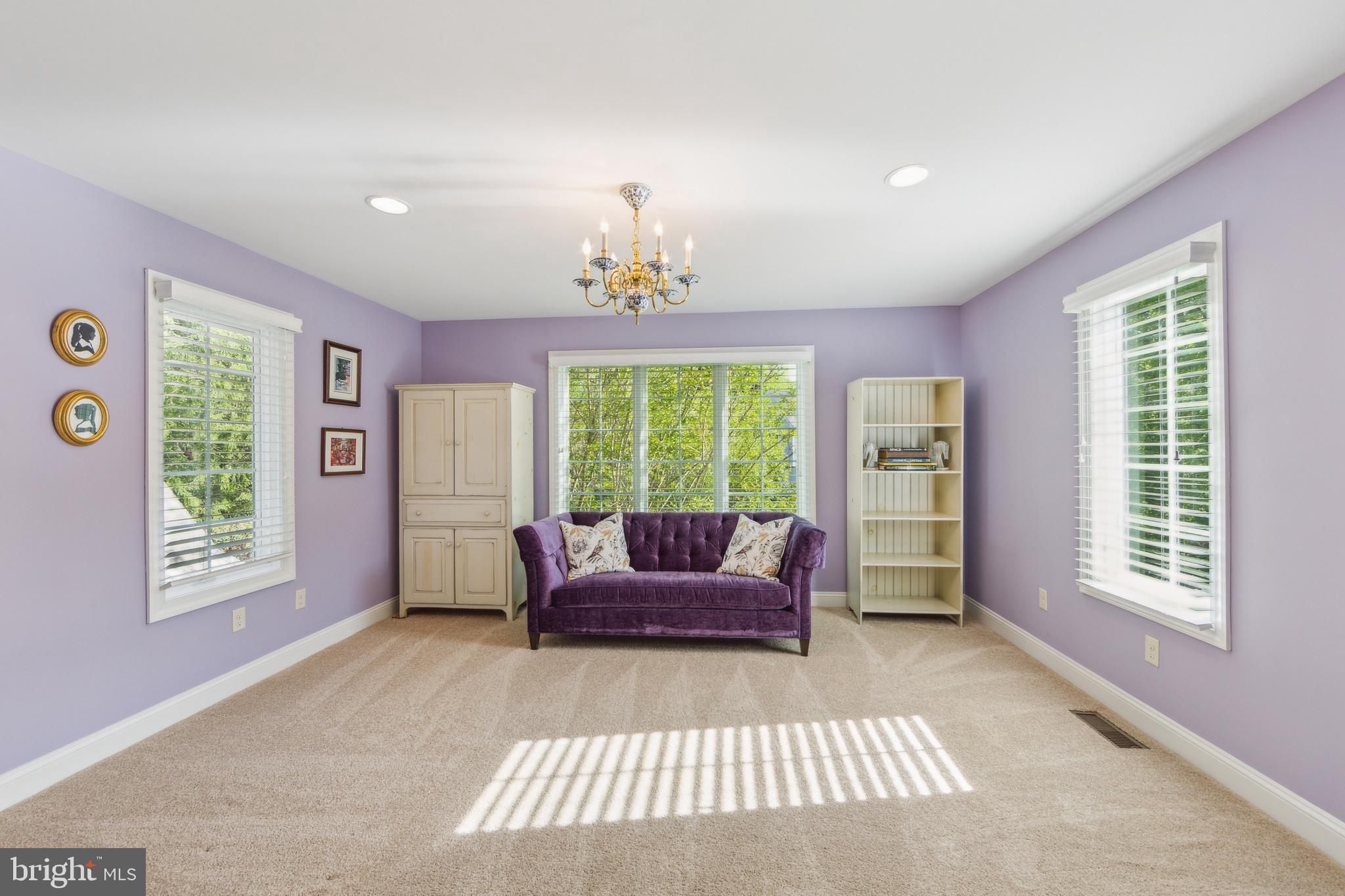 JORDAN ESTS - Residential