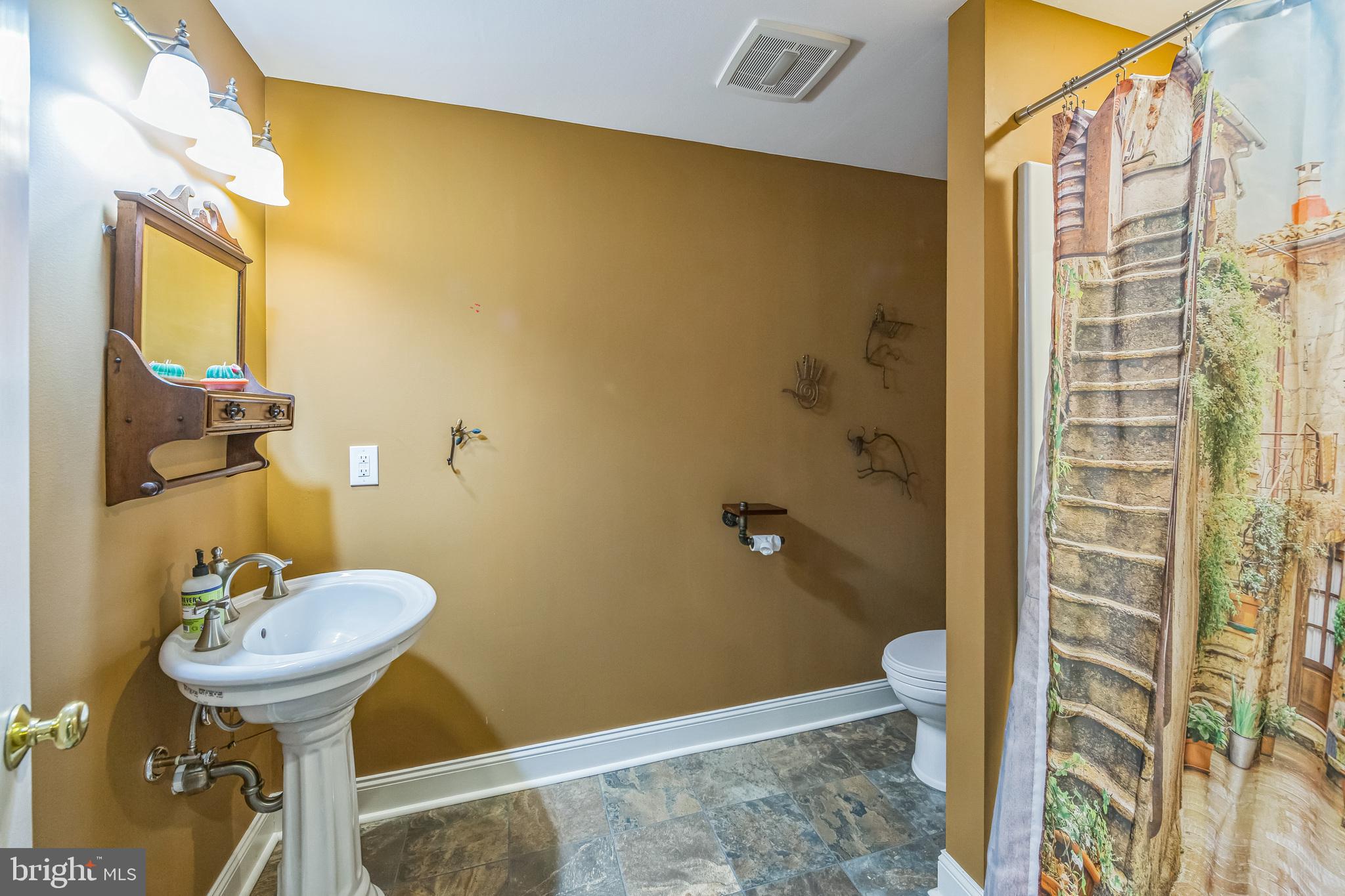 JORDAN ESTS - Residential