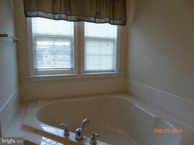 MCCAULEY CROSSING - Residential