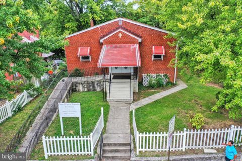 920 WHITMORE AVENUE BALTIMORE MD 21216