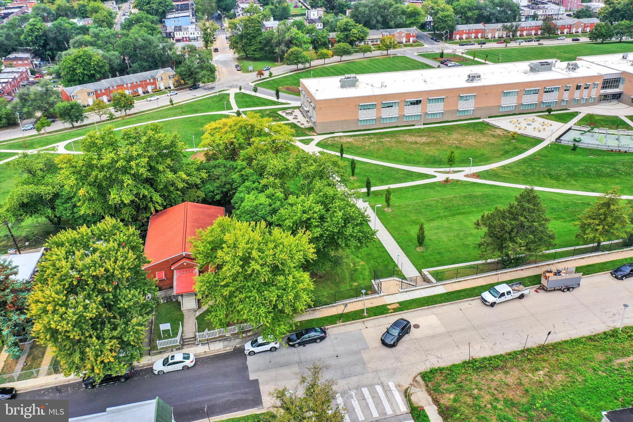 WINCHESTER - Commercial Sale