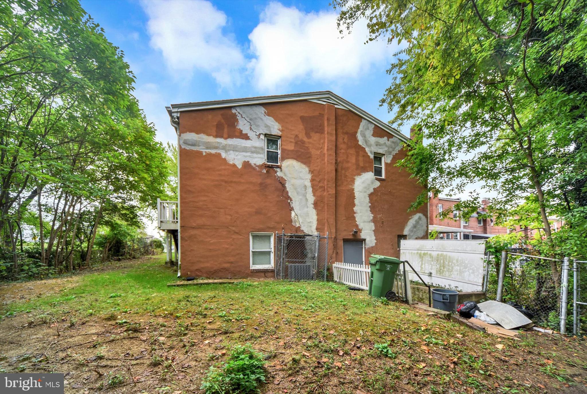 WINCHESTER - Commercial Sale