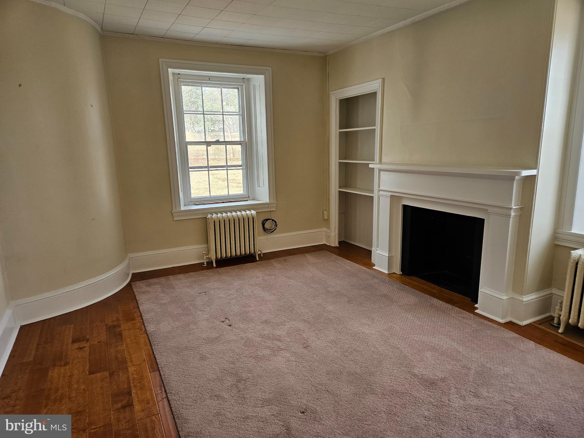 211 S HENDERSON ROAD 4