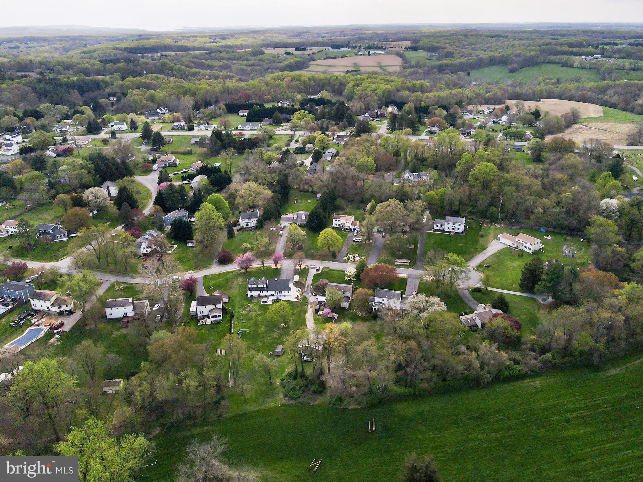 SURREY RIDGE - Residential