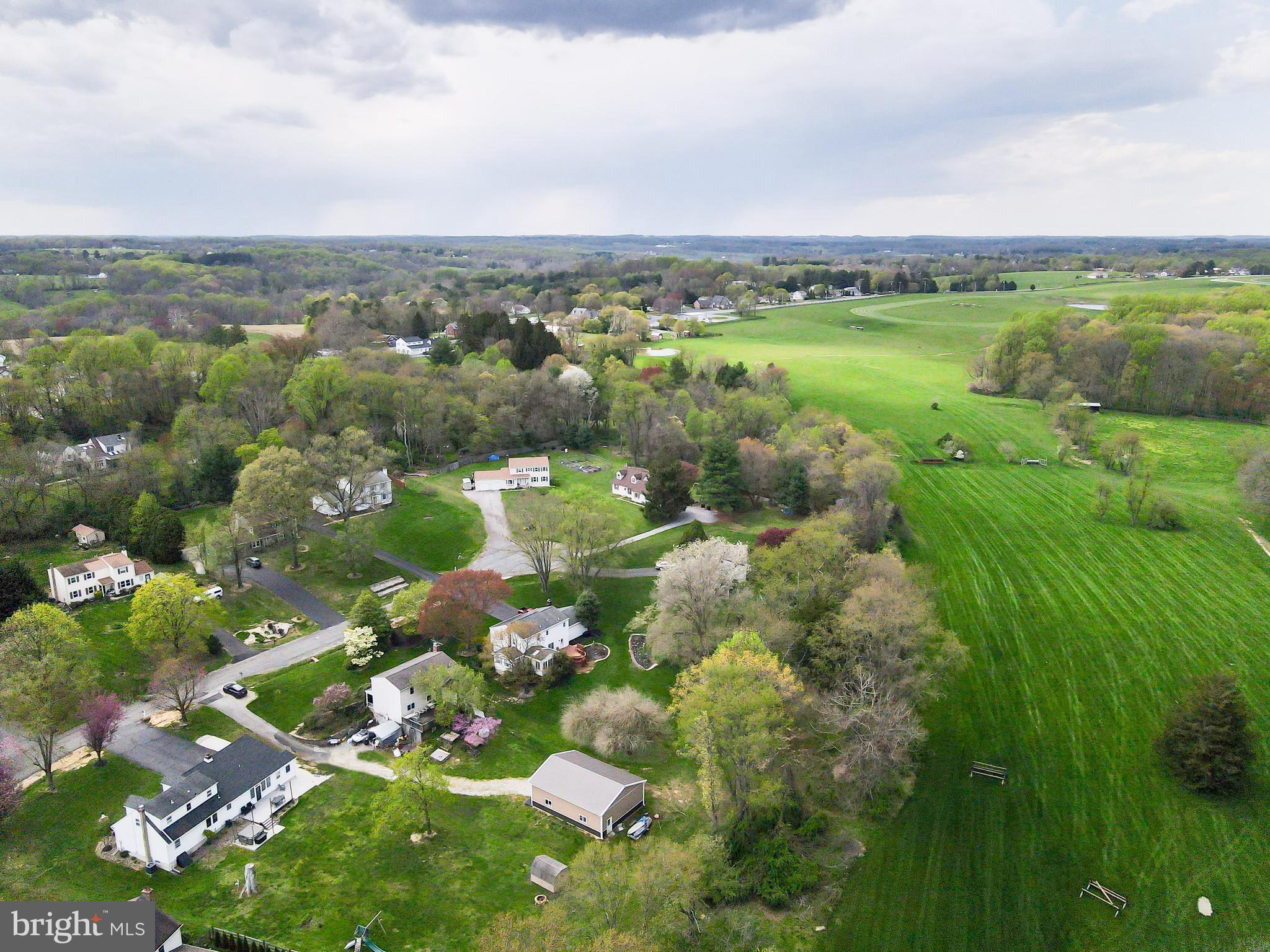 SURREY RIDGE - Residential