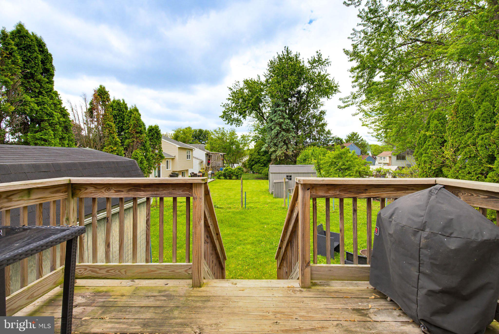 VILLAGE PARK - Residential
