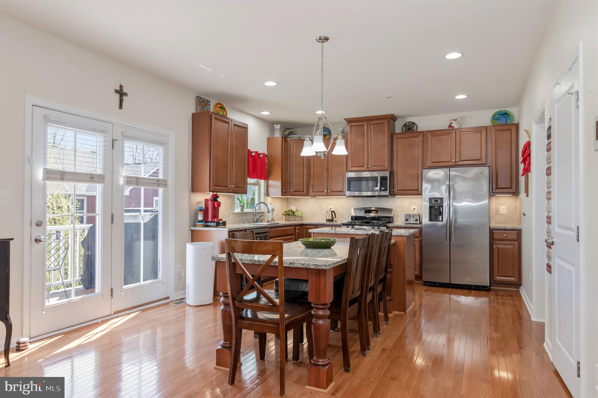 POTOMAC SHORES - Residential