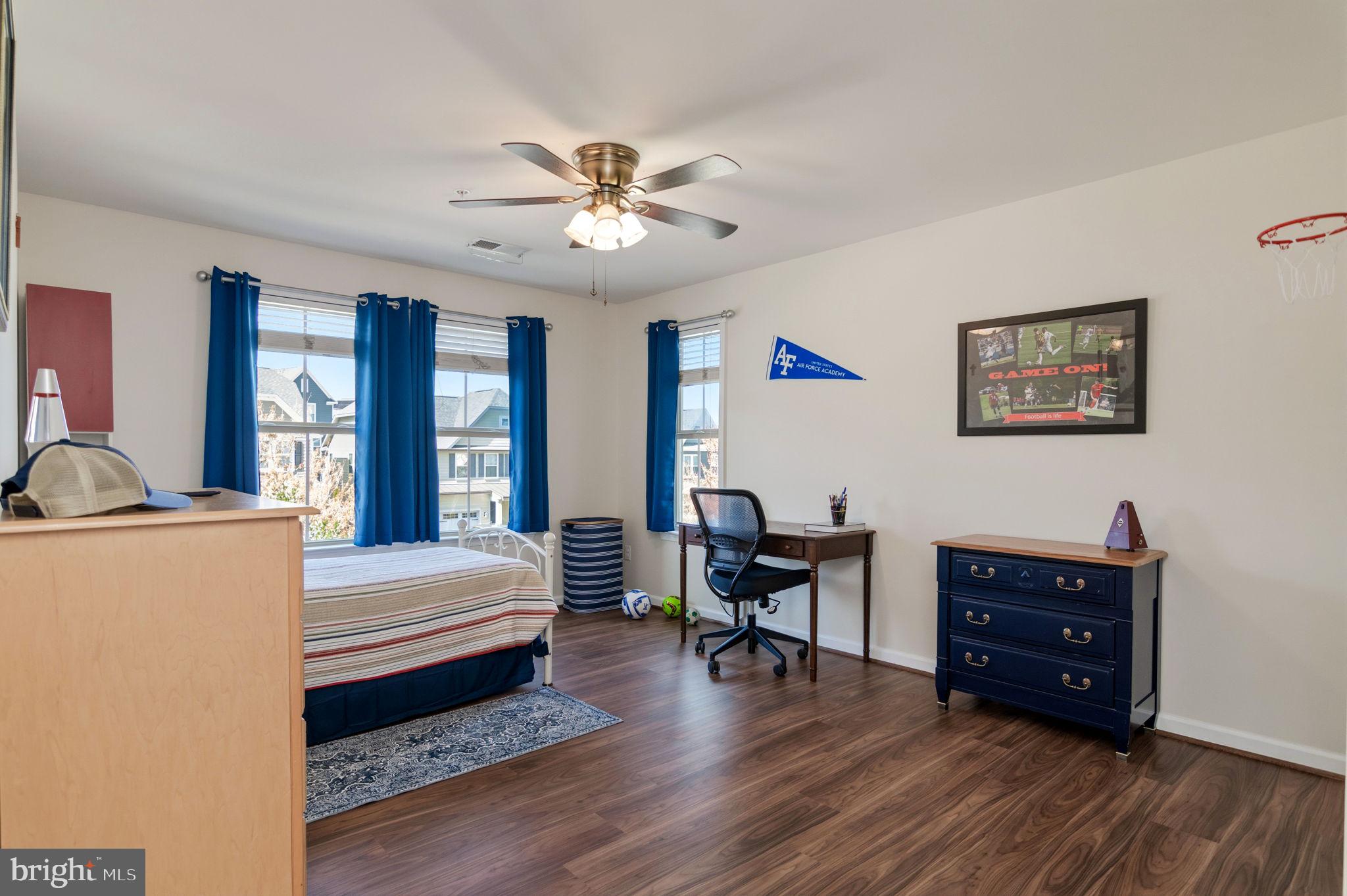 POTOMAC SHORES - Residential