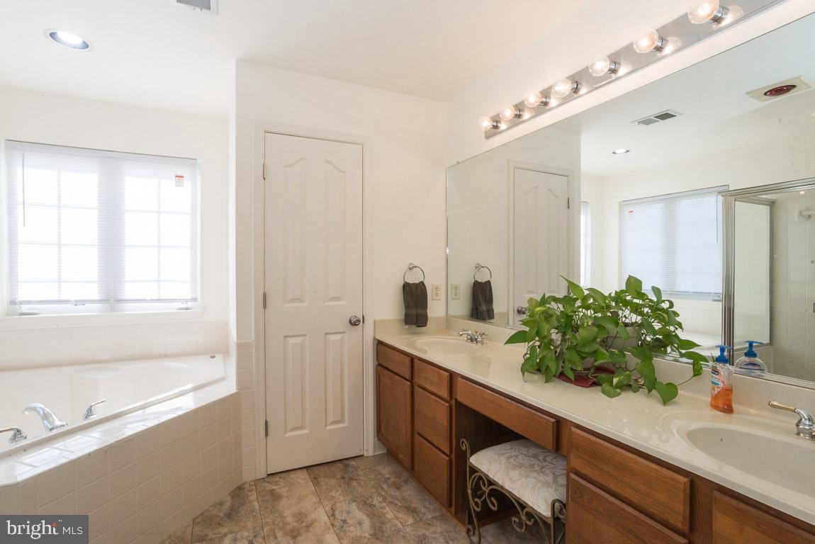 CHARLES CROSSING - Residential