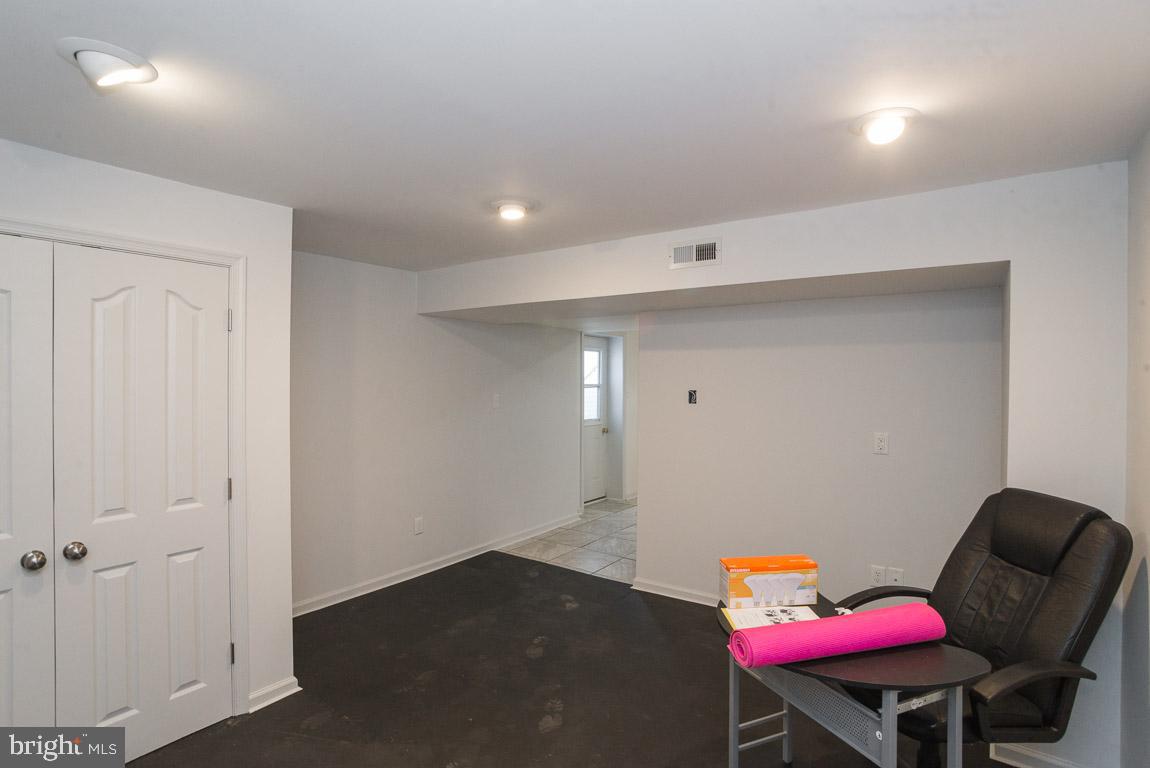 CHARLES CROSSING - Residential