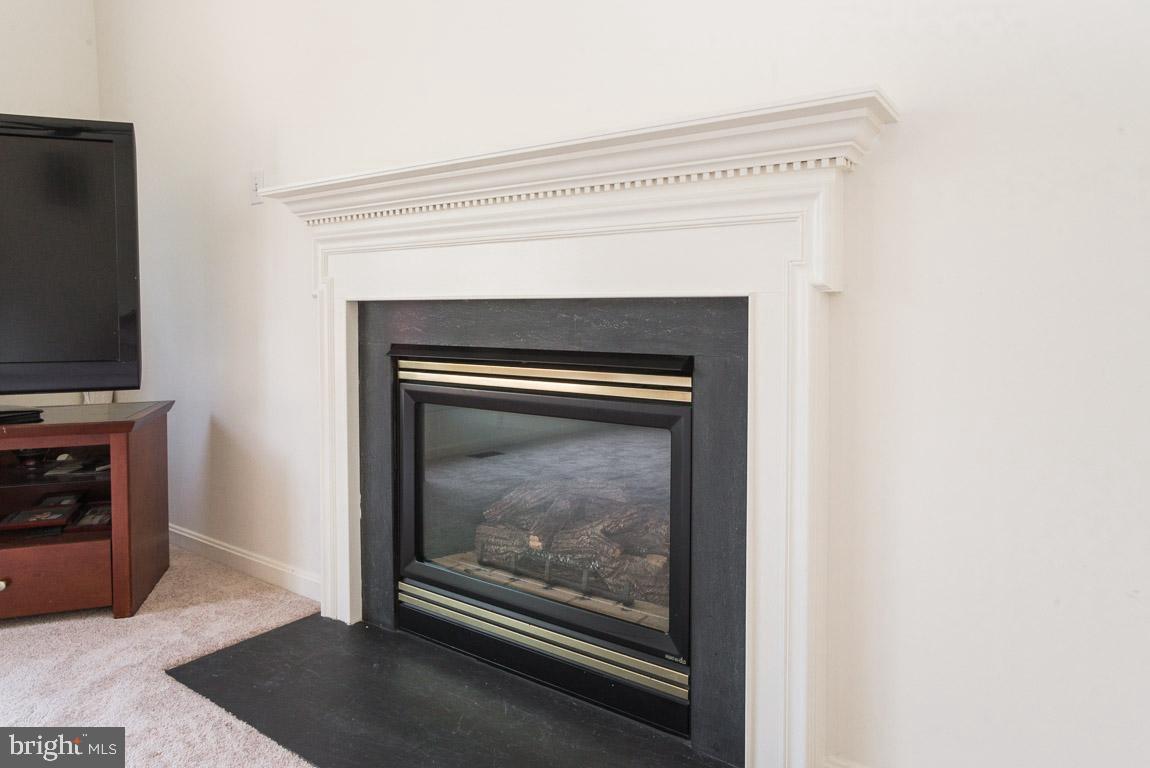 CHARLES CROSSING - Residential