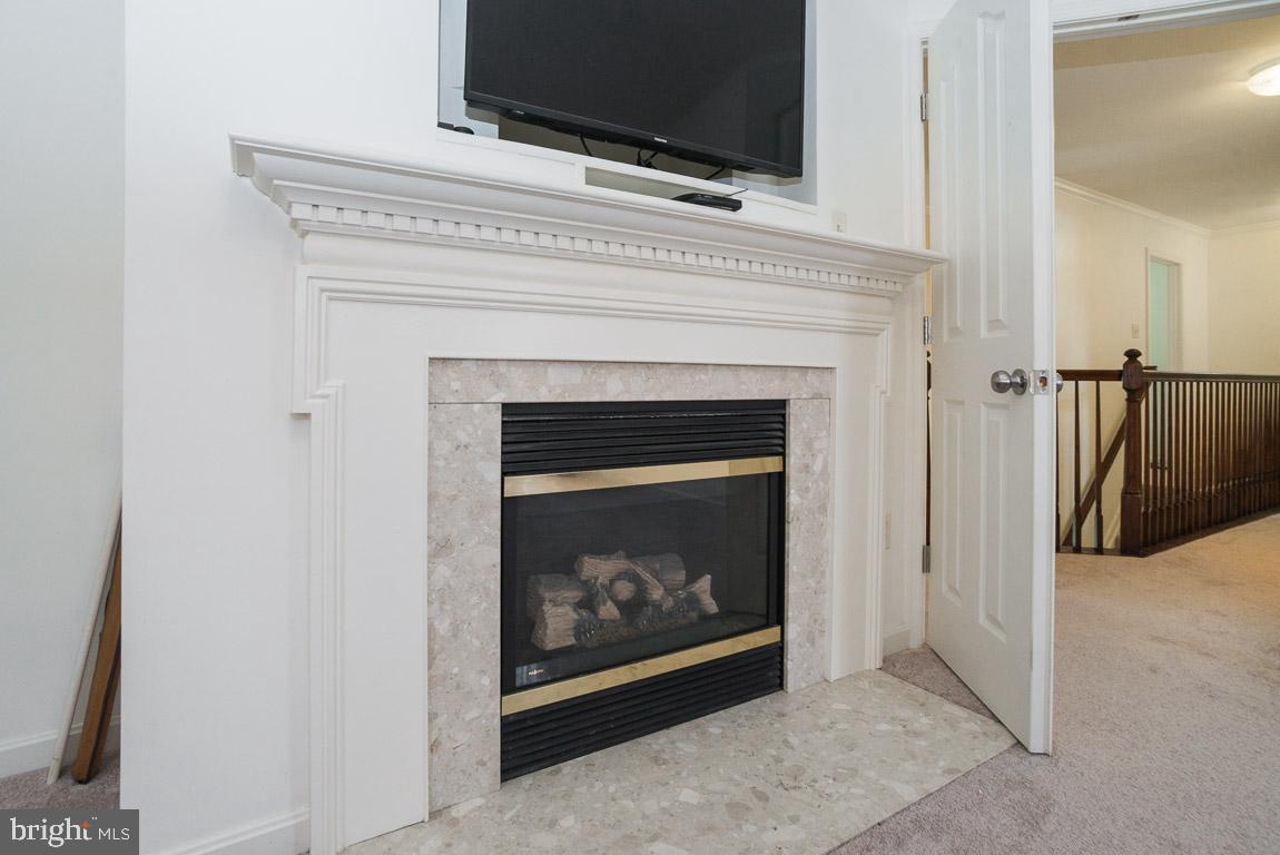 CHARLES CROSSING - Residential