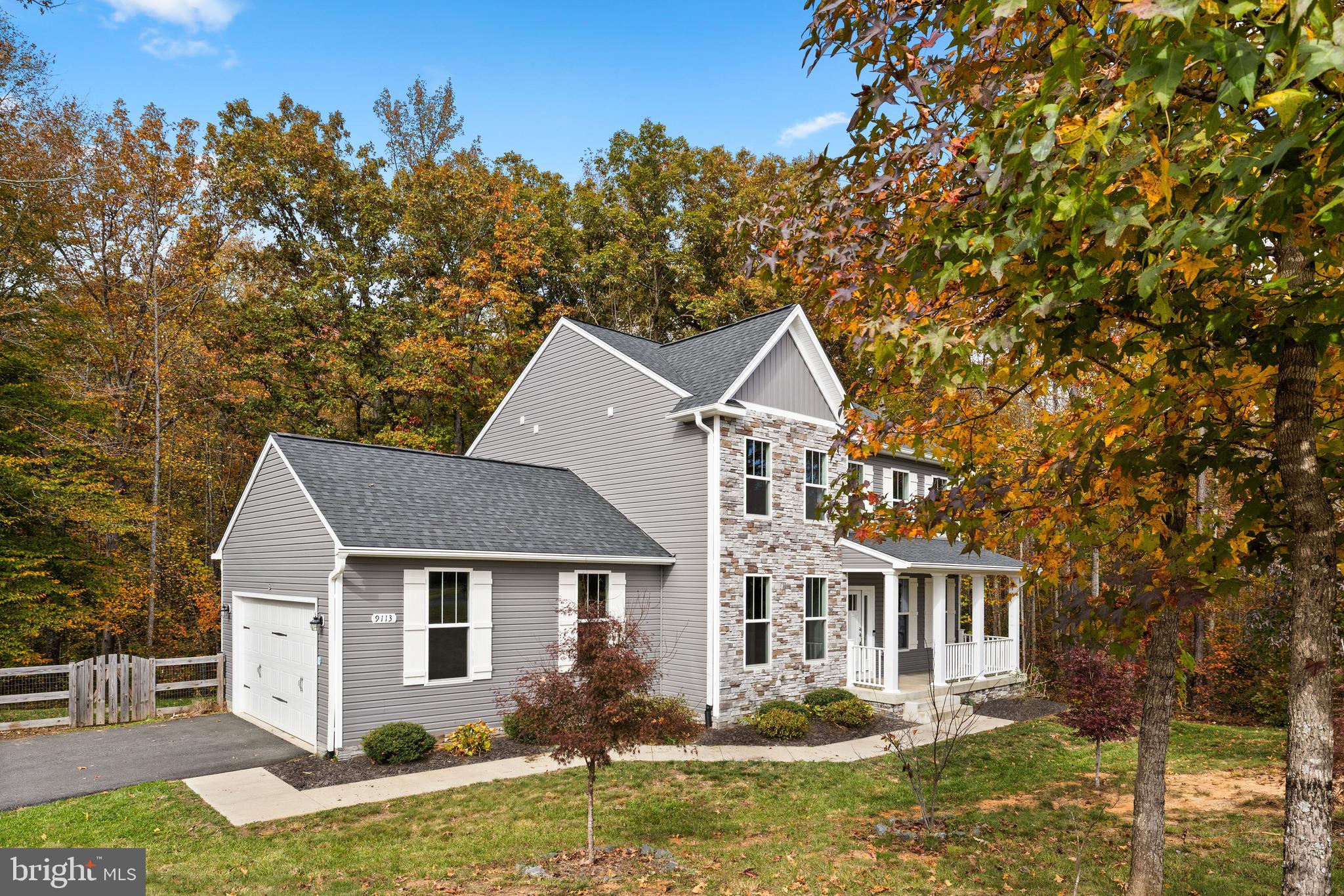 ESTATES OF BUCKINGHAM - Residential