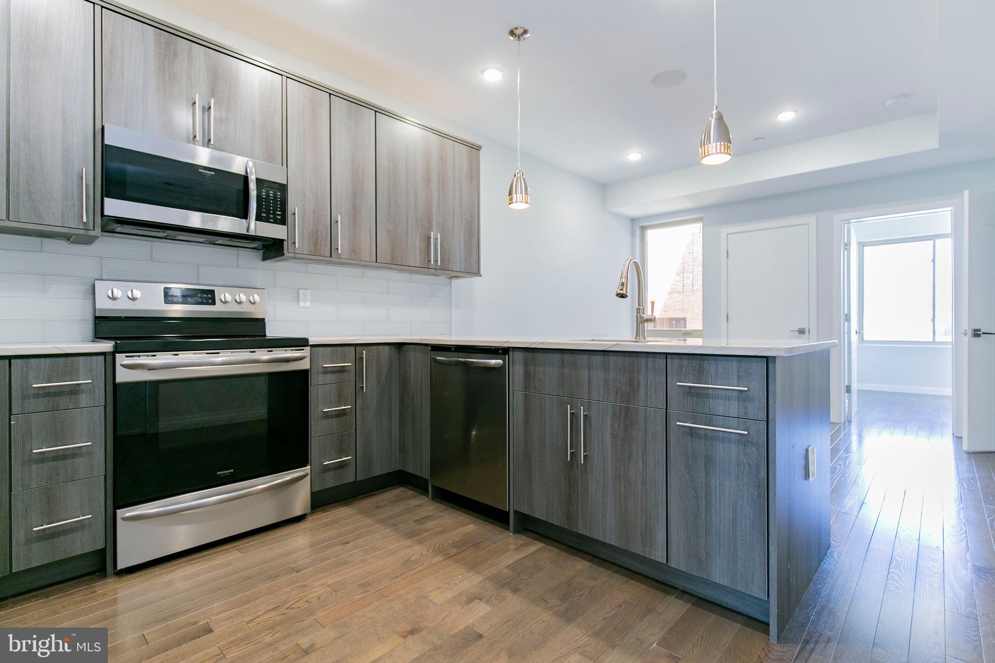 LUDLOW - Residential Lease