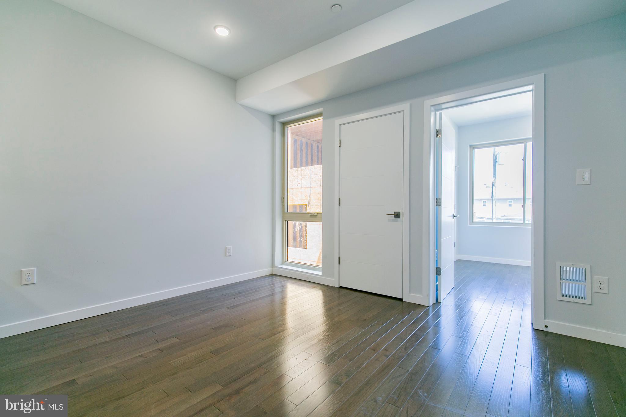 LUDLOW - Residential Lease