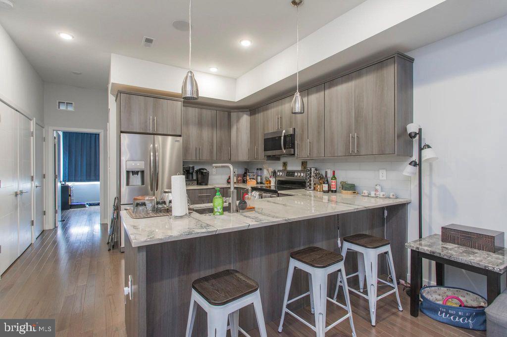 LUDLOW - Residential Lease