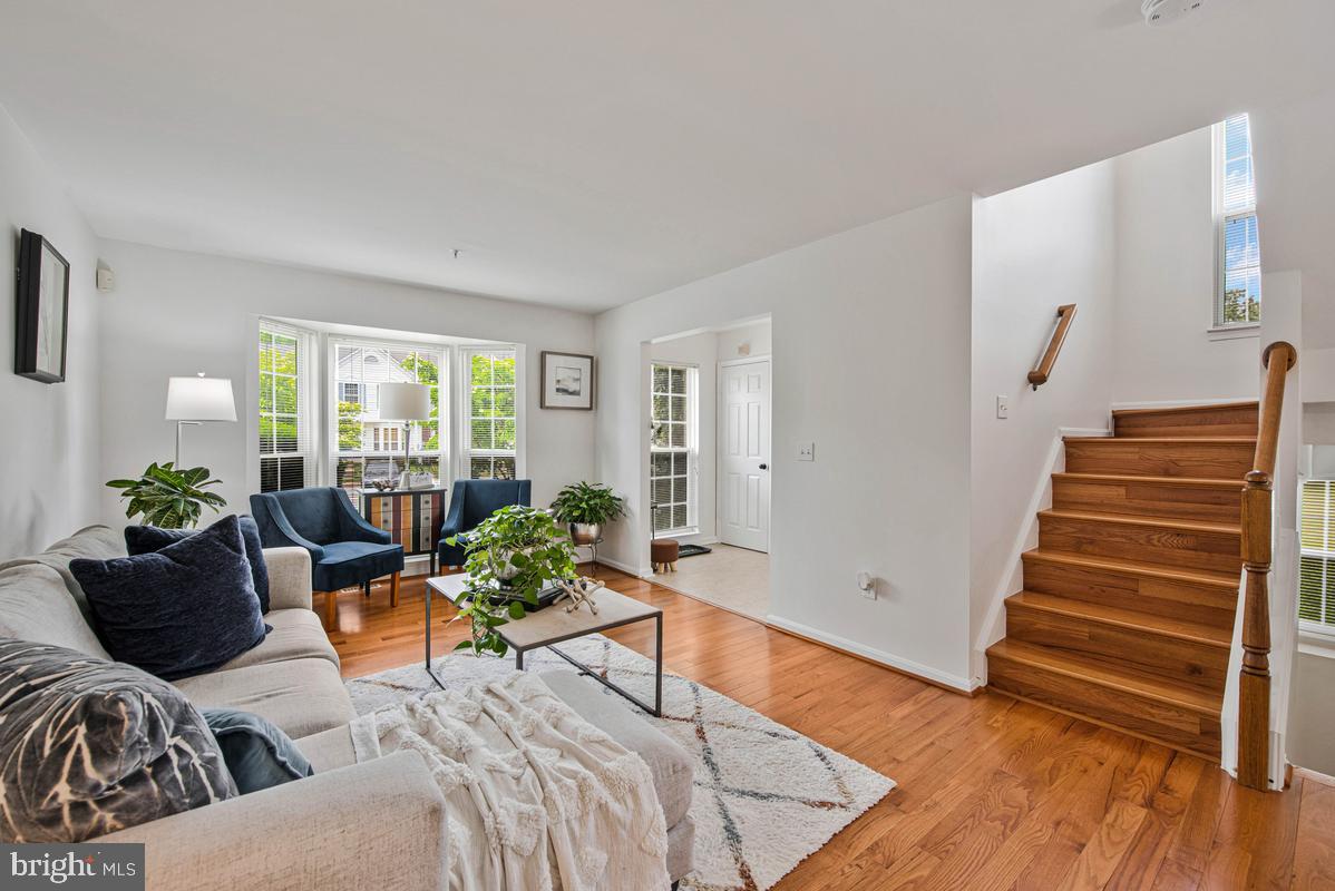 THE VILLAGES OF LYONSFIELD RUN - Residential