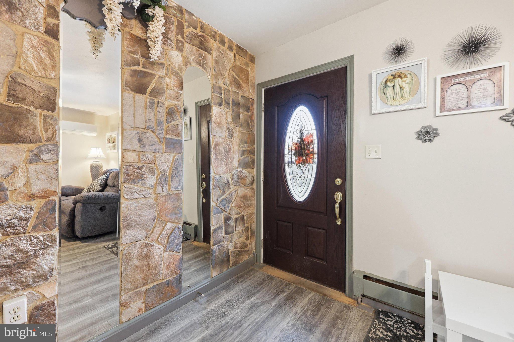 302 BUENA VISTA DRIVE