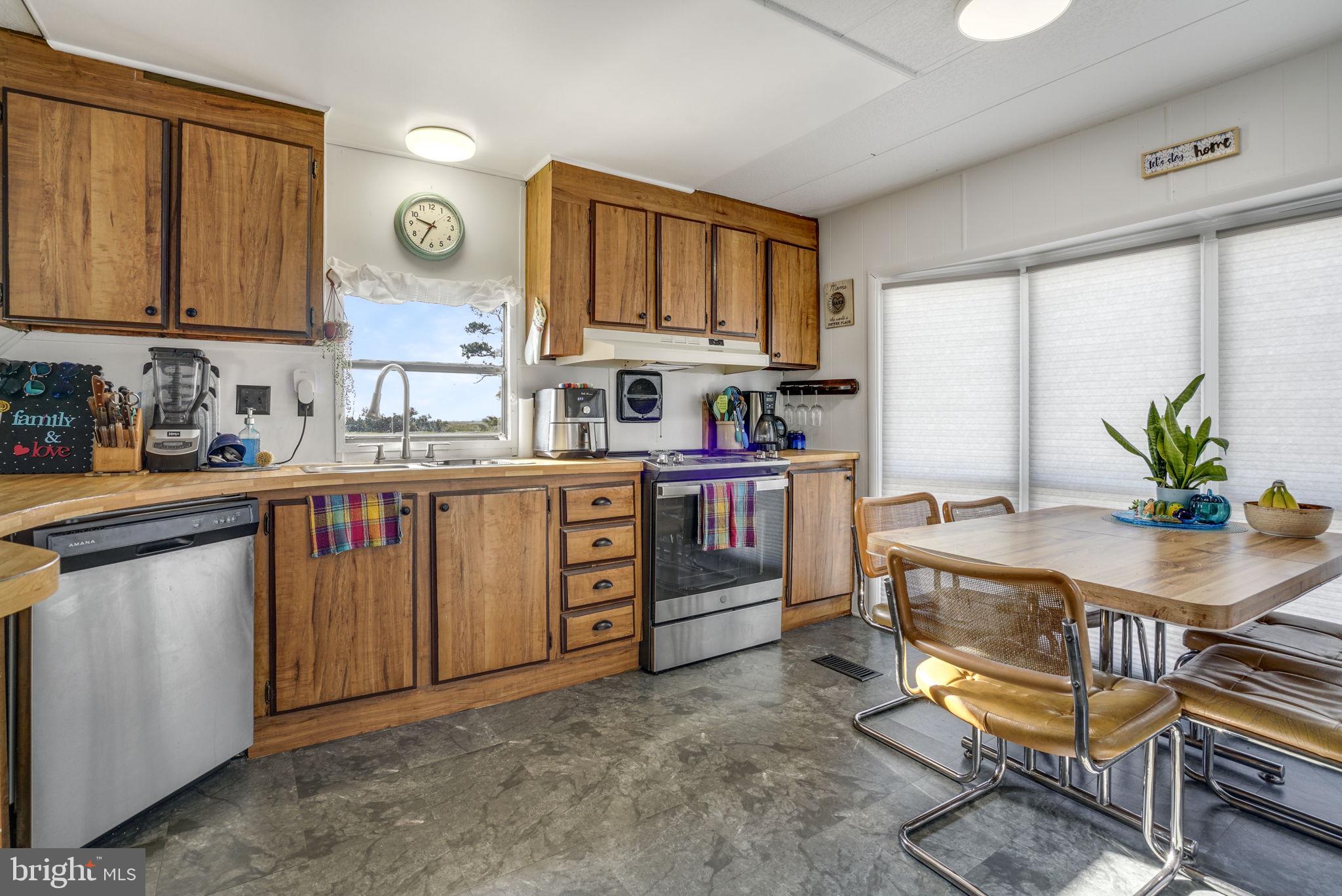 CHINCOTEAGUE - Residential