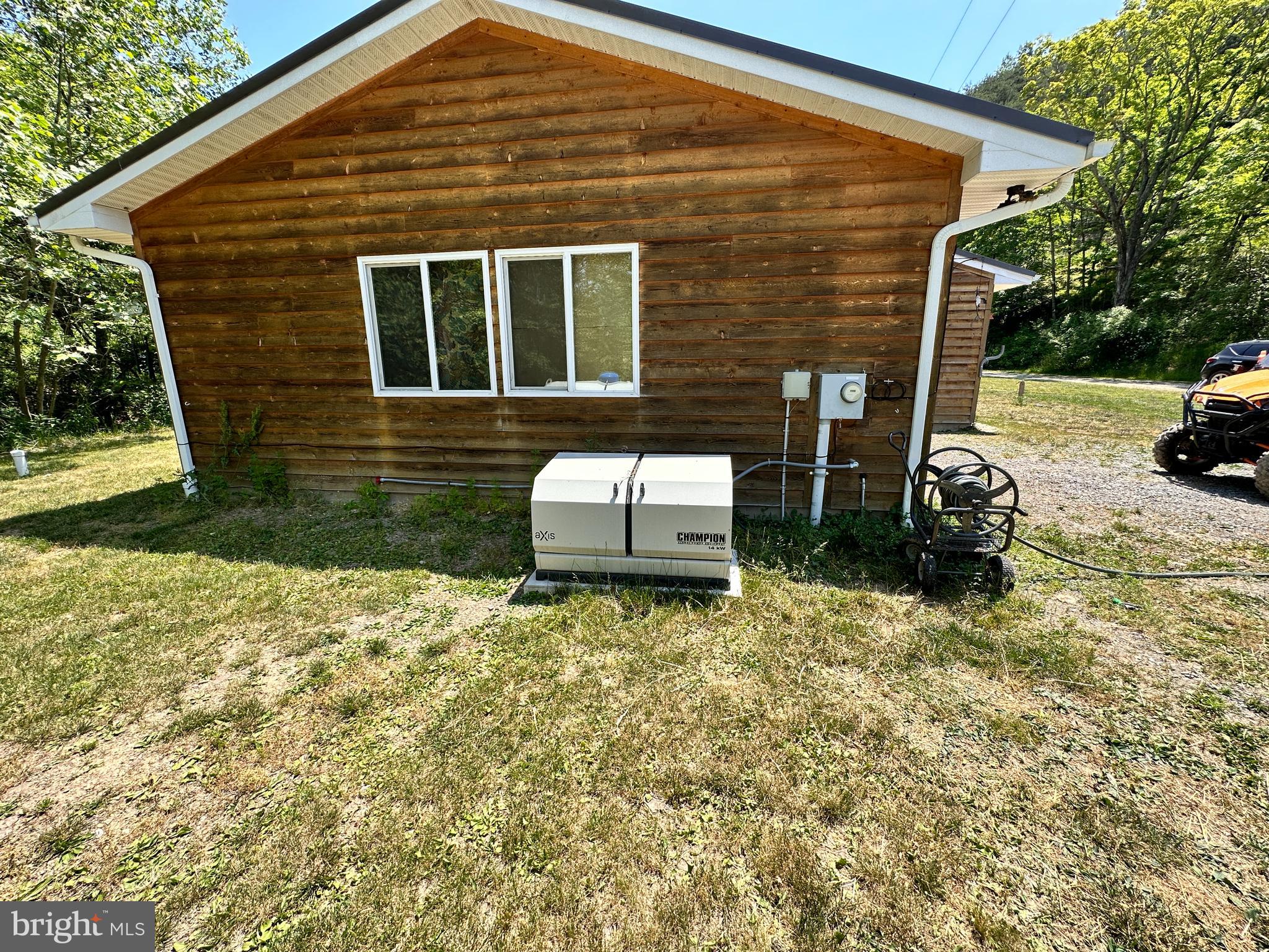 BLUFFS ON THE POTOMAC - Residential