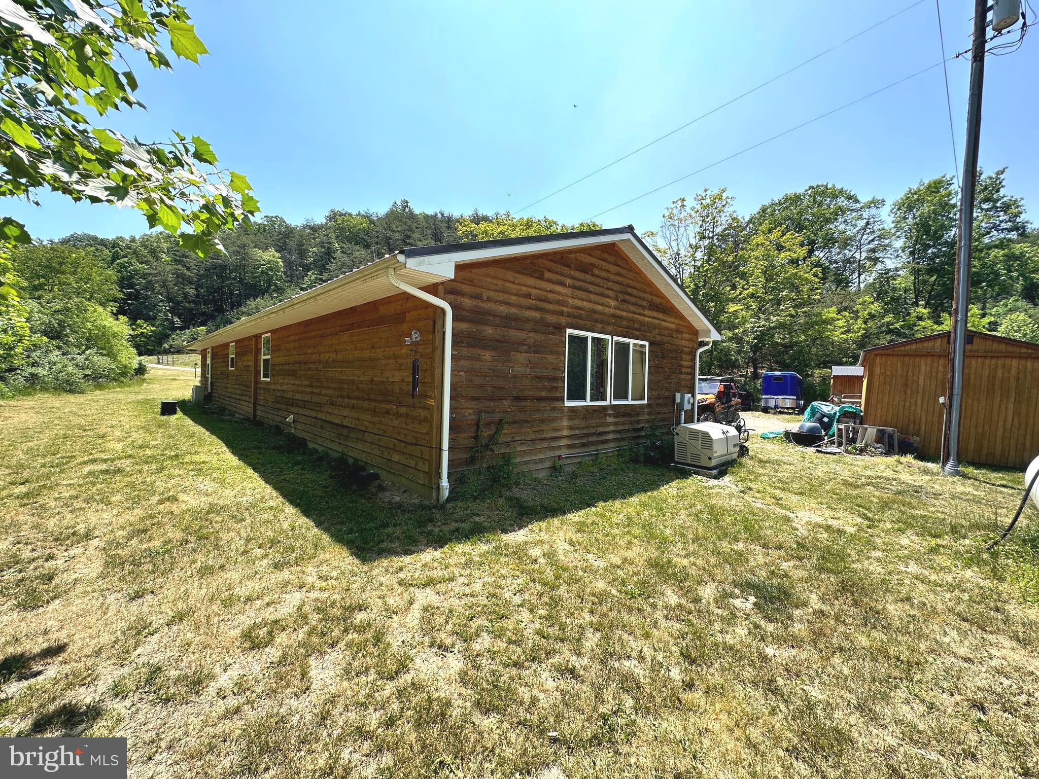 BLUFFS ON THE POTOMAC - Residential