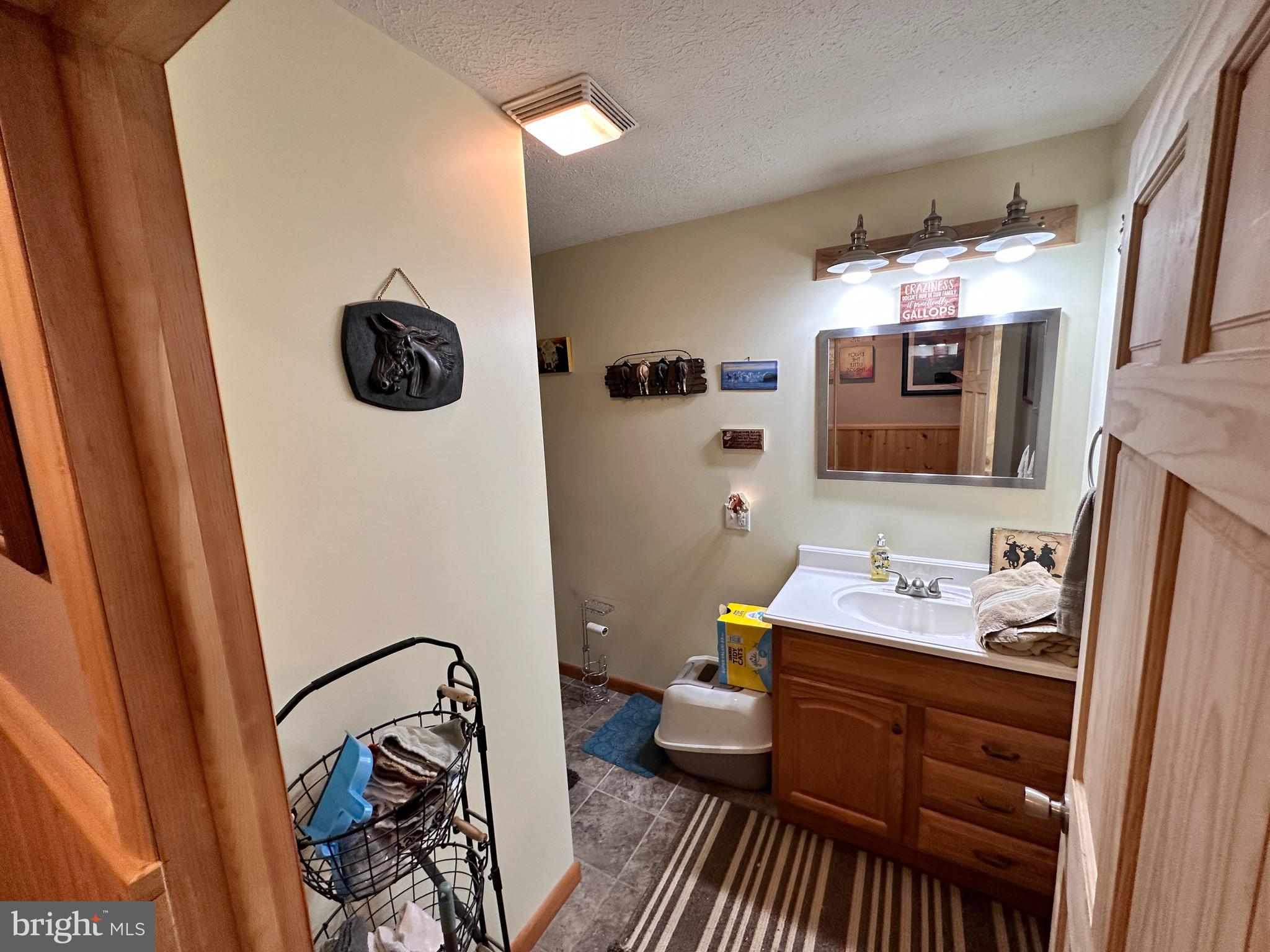 BLUFFS ON THE POTOMAC - Residential