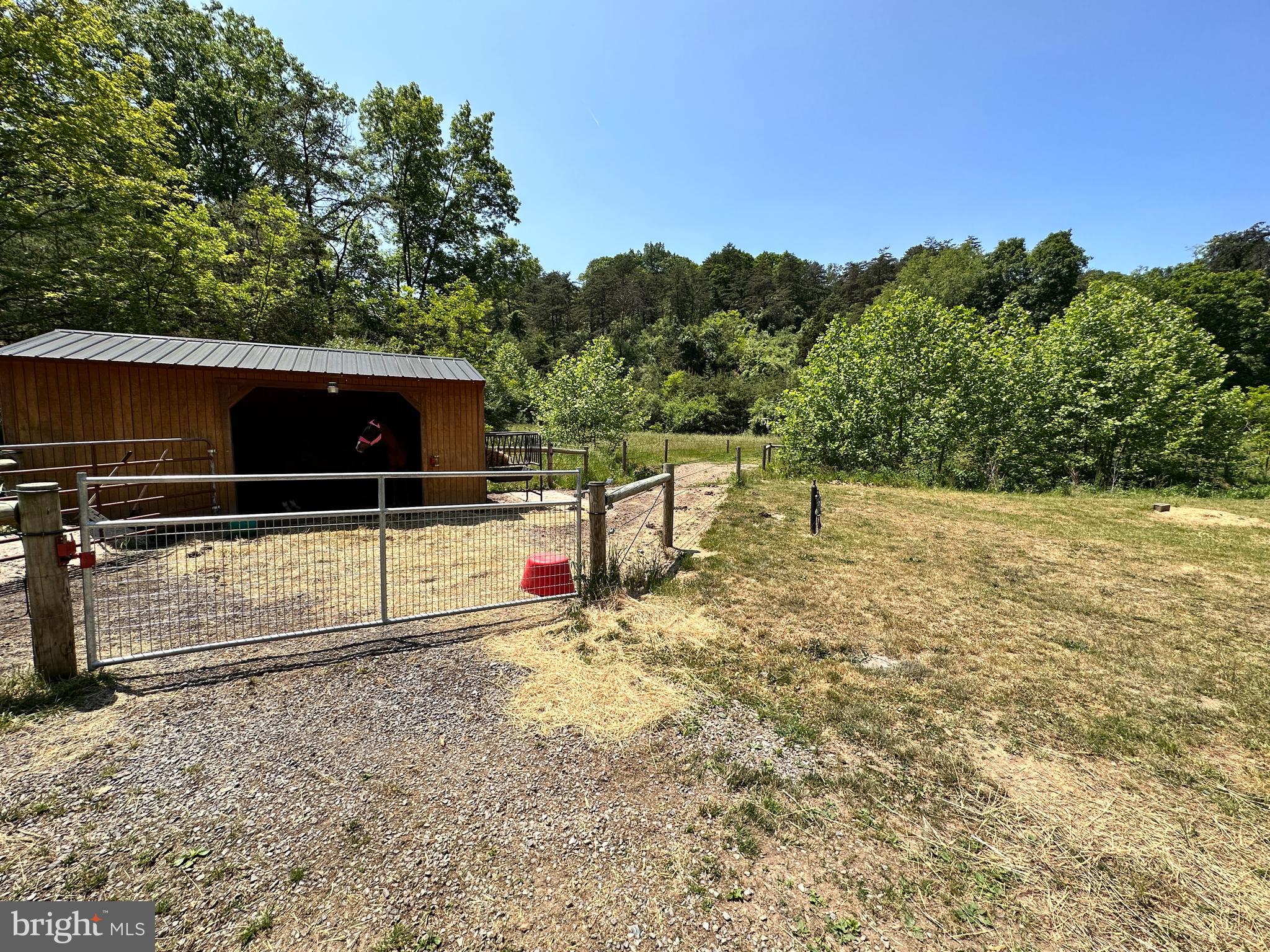BLUFFS ON THE POTOMAC - Residential