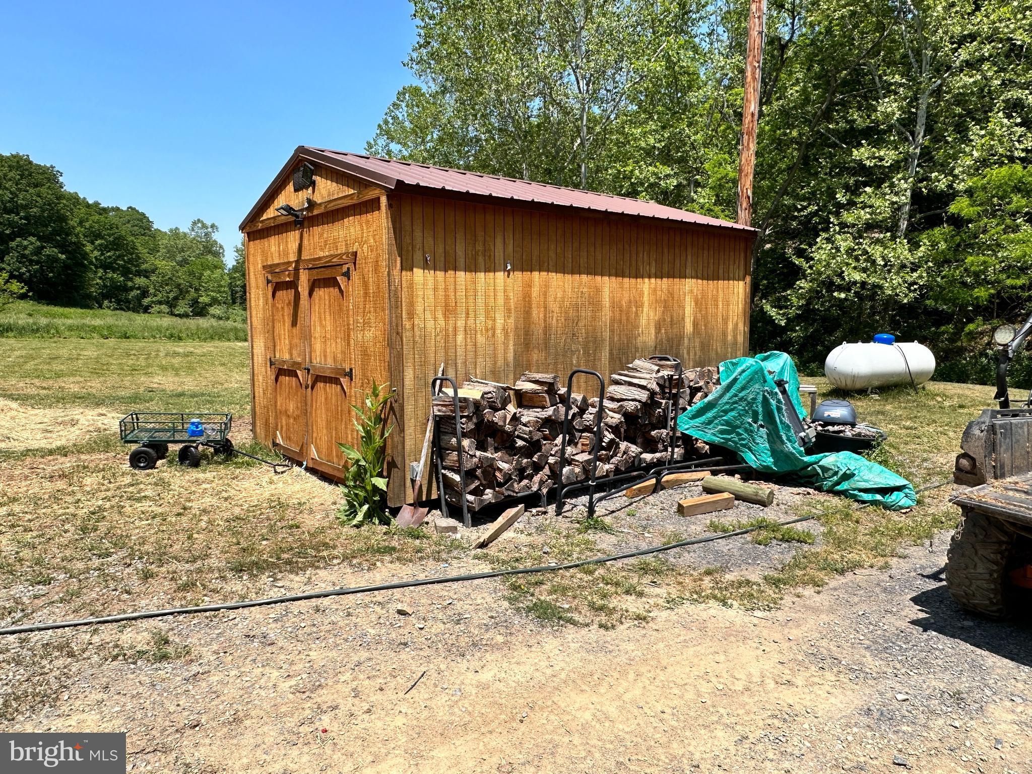BLUFFS ON THE POTOMAC - Residential