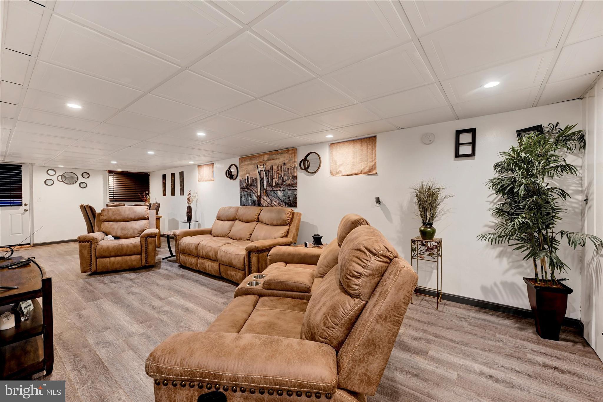 KENWOOD - Residential