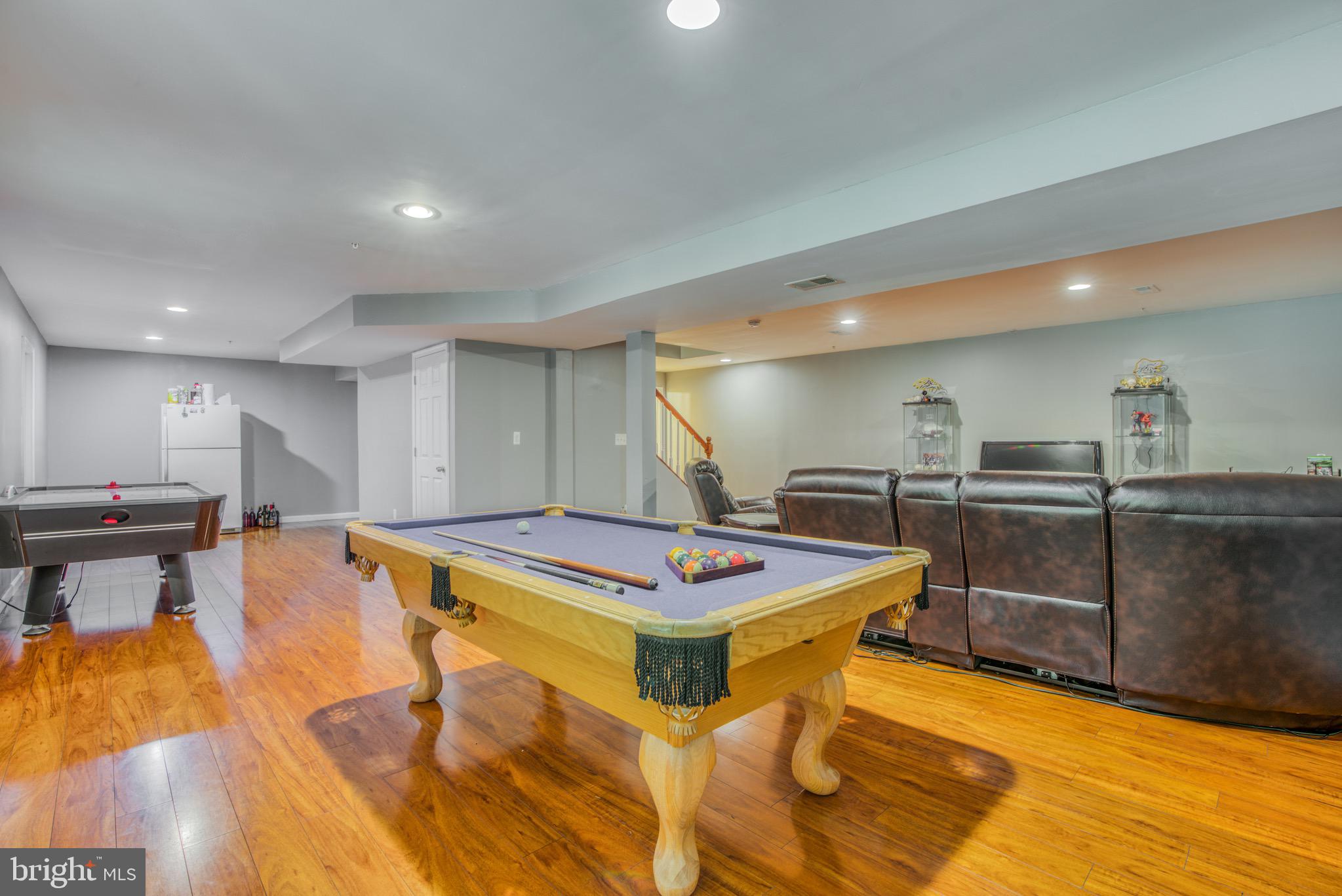 SHERMAN - Residential