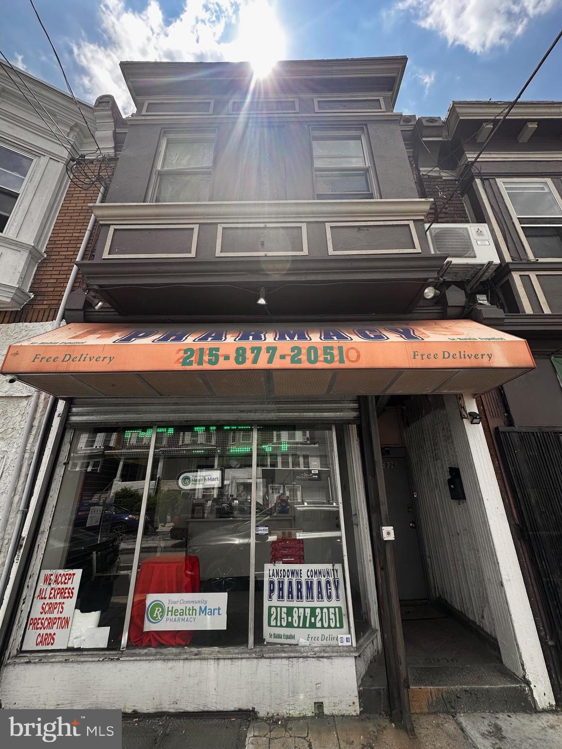 Investor Alert! Don't miss the rare opportunity to own a fully rented, mixed-use property featuring a ground-floor pharmacy and residential apartment. This turnkey investment generates a steady monthly income of approximately $3000 and is ideally located on a busy street with strong foot traffic, offering stable cash flow and excellent future growth potencial. But thats not the end - there is also an oppotrunity to purchase two simlar buildings next door and triple your investment!