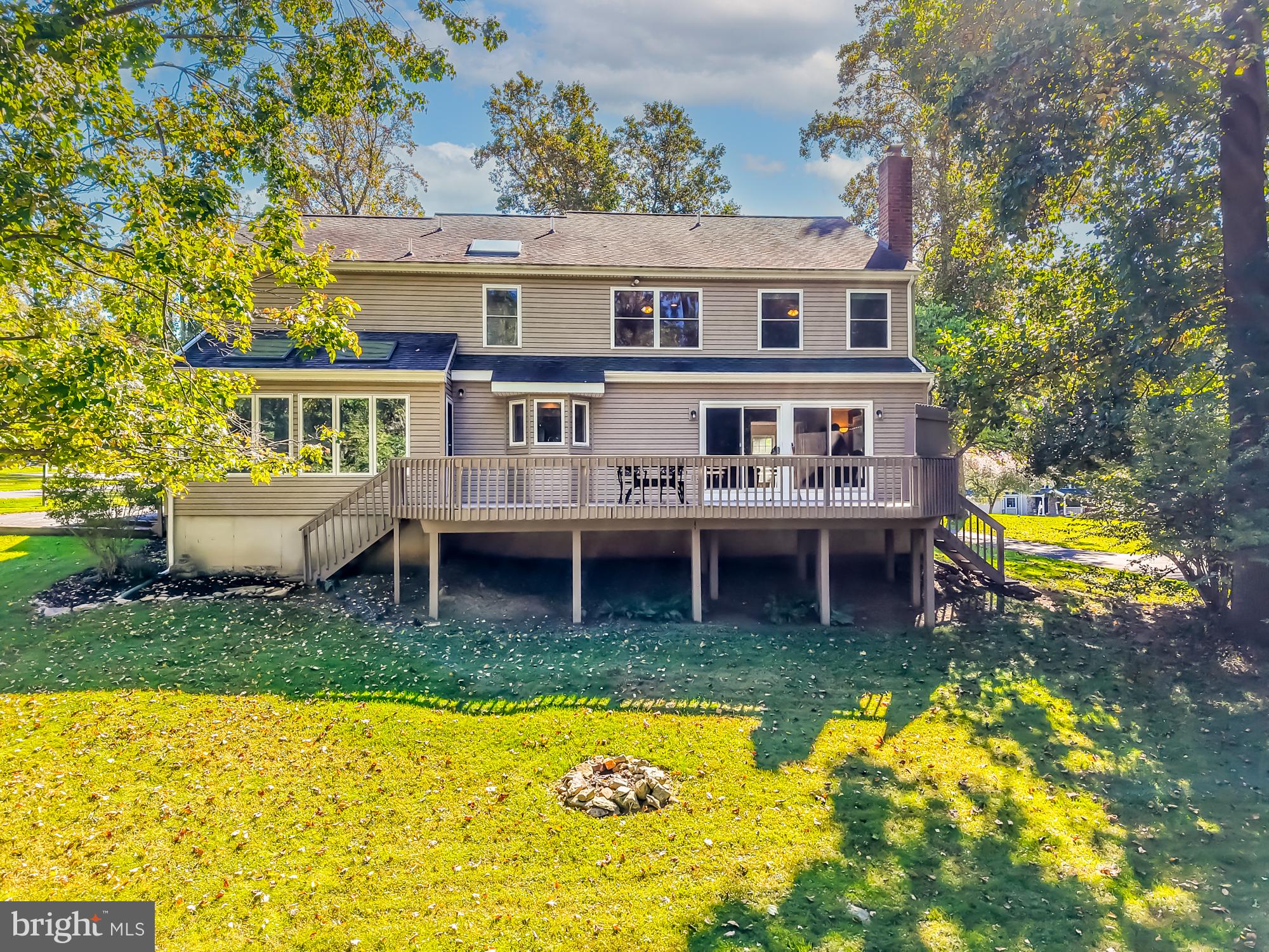 102 HONEY TREE COURT